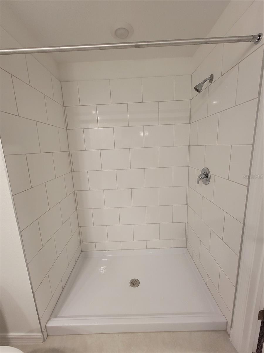 1844 Red Loop Property Photo 28