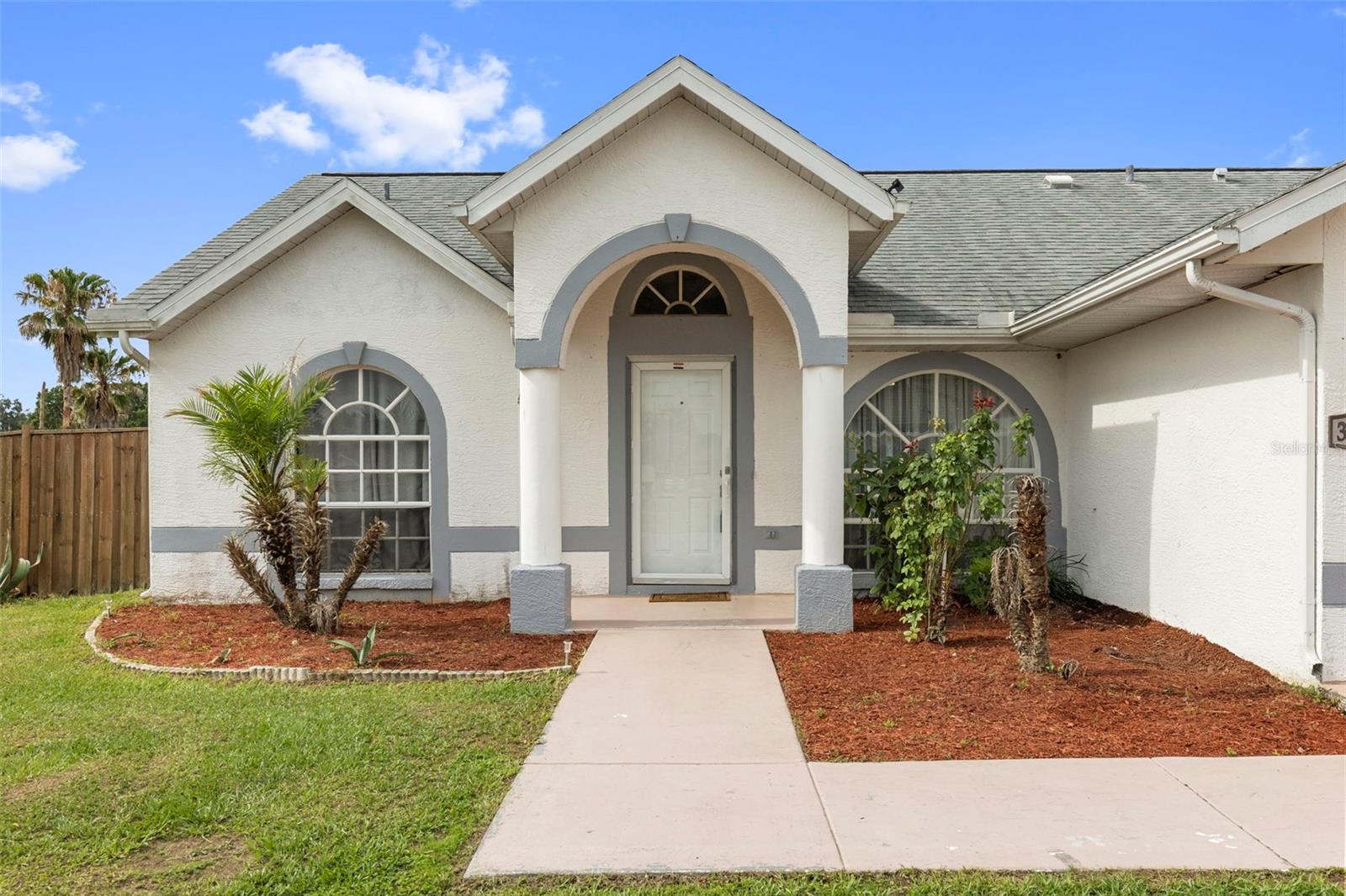 38912 Carr Dr Property Photo 5