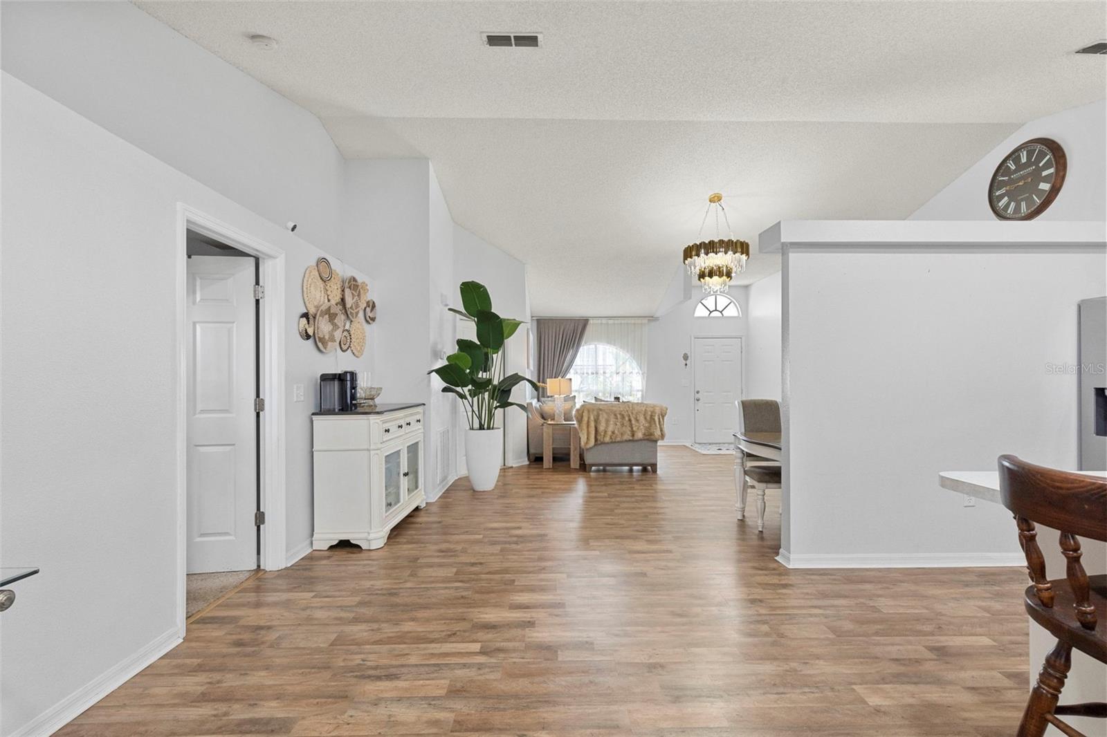 38912 Carr Dr Property Photo 17