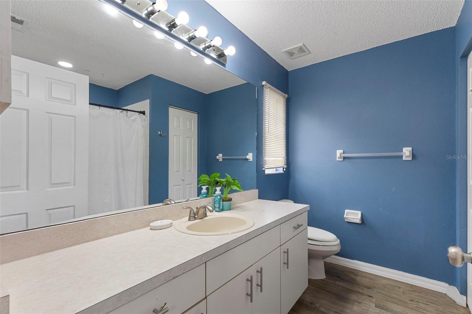 38912 Carr Dr Property Photo 35