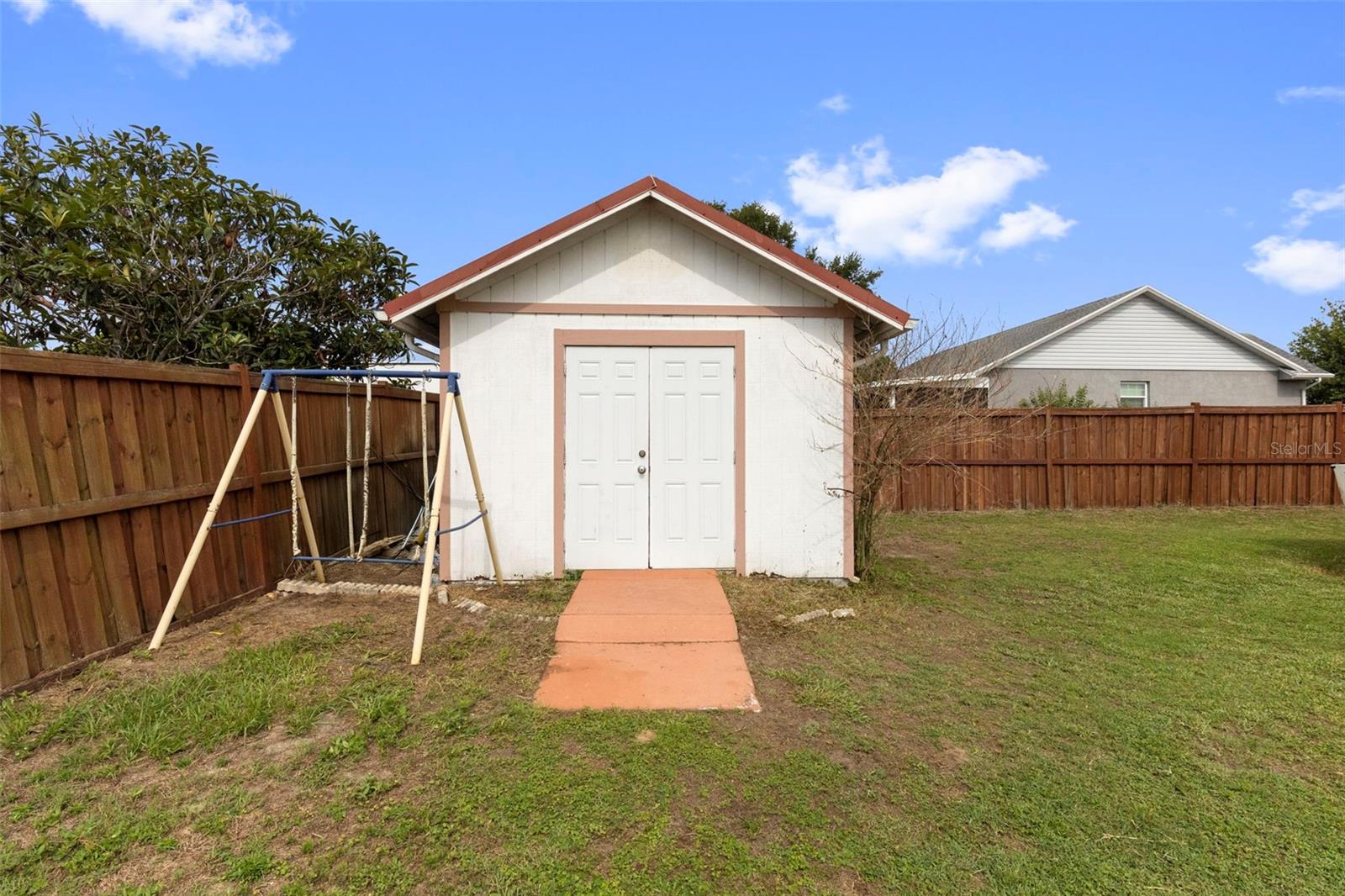 38912 Carr Dr Property Photo 39