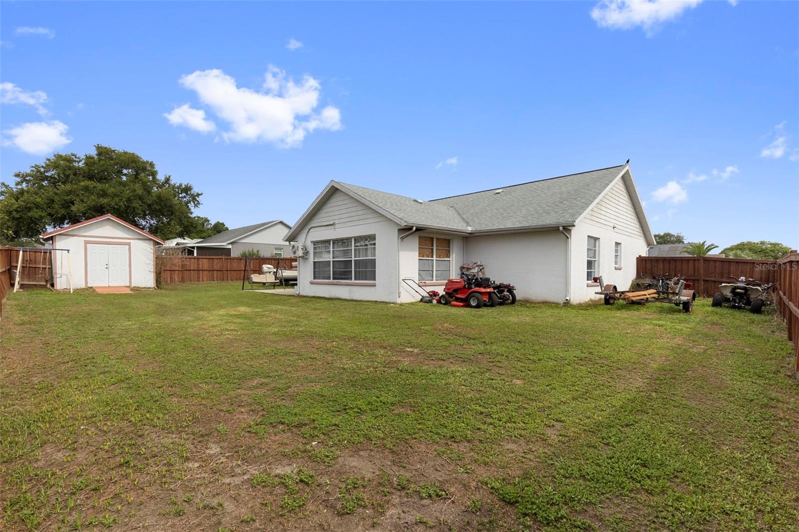 38912 Carr Dr Property Photo 40