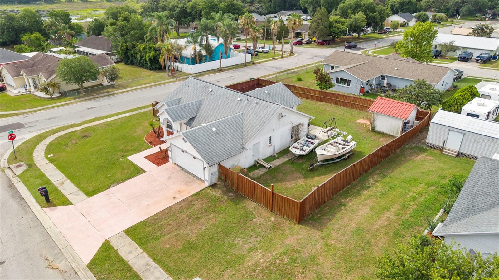 38912 Carr Dr Property Photo 48