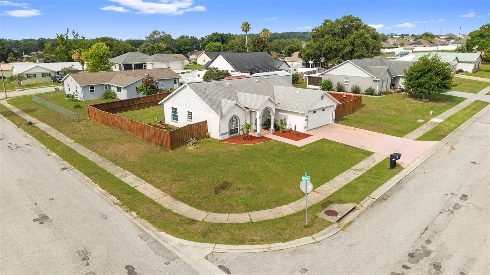38912 Carr Dr Property Photo 50