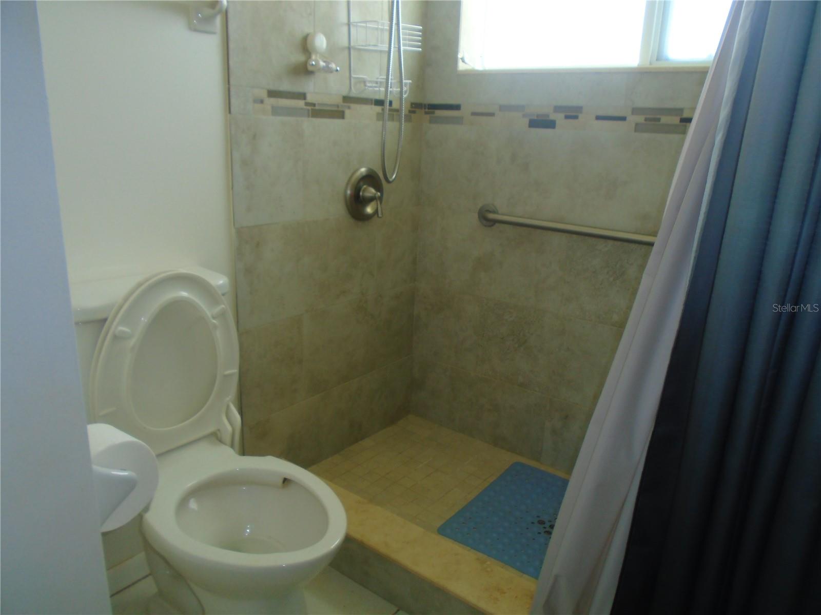 3648 91st Ave N #6 Property Photo 15