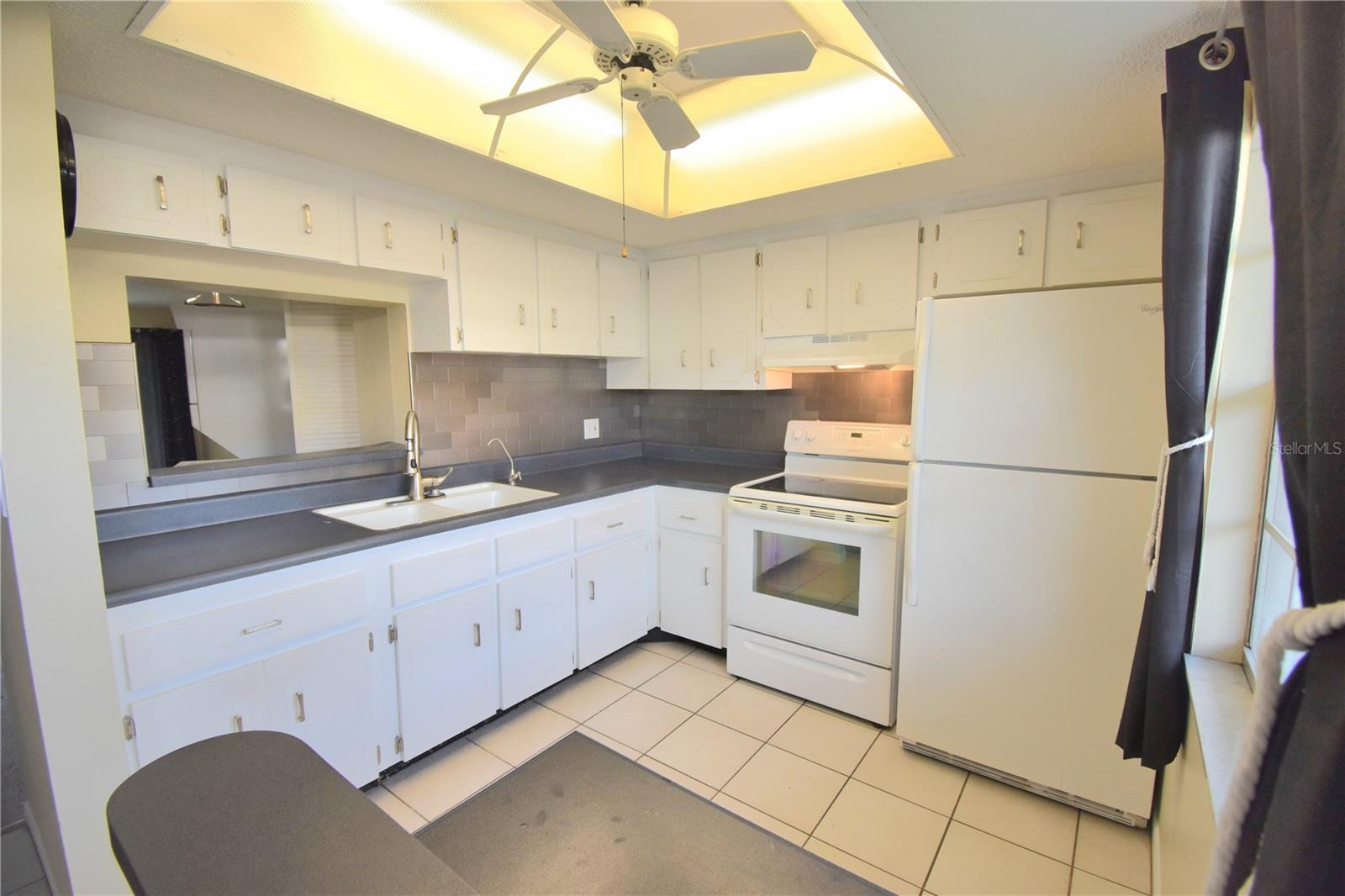970 Virginia St #107 Property Photo 3