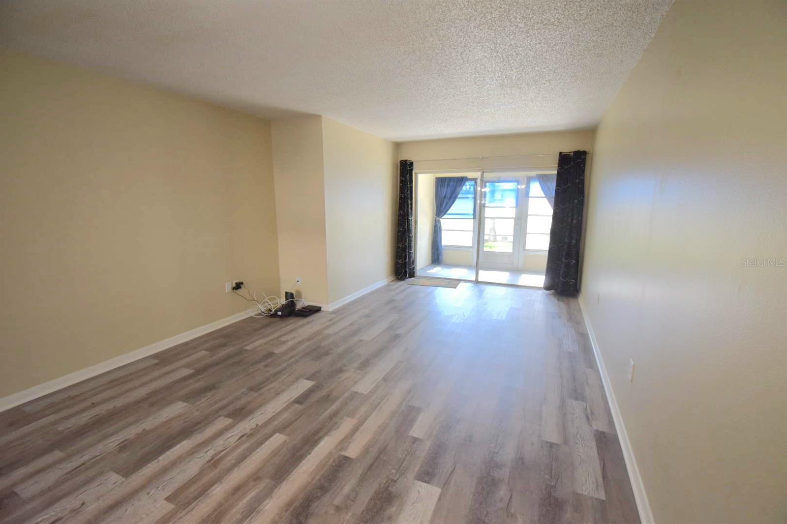 970 Virginia St #107 Property Photo 4