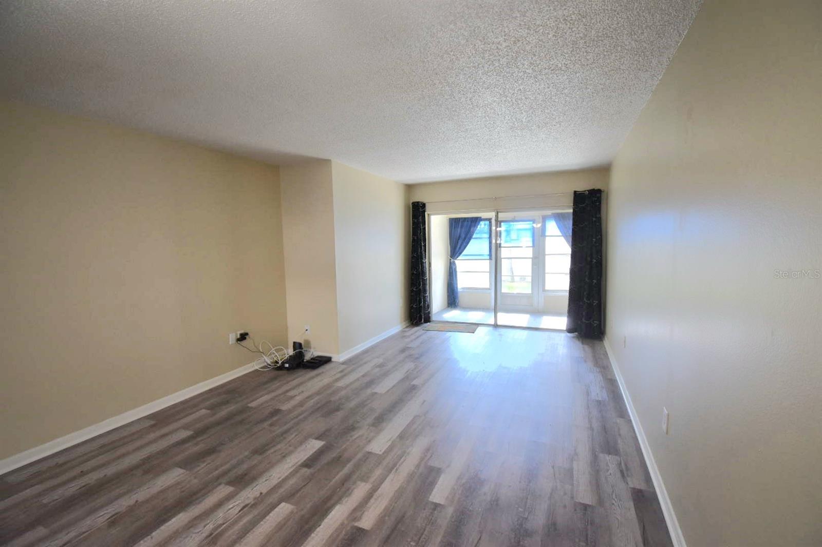 970 Virginia St #107 Property Photo 5