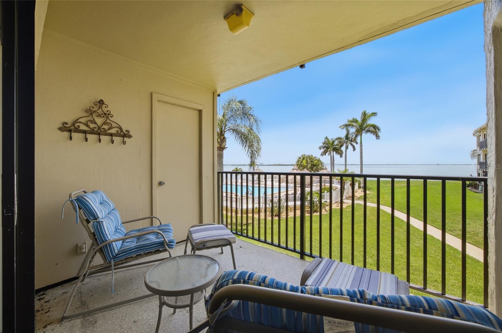 6322 Palma Del Mar Blvd S #216 Property Photo 4
