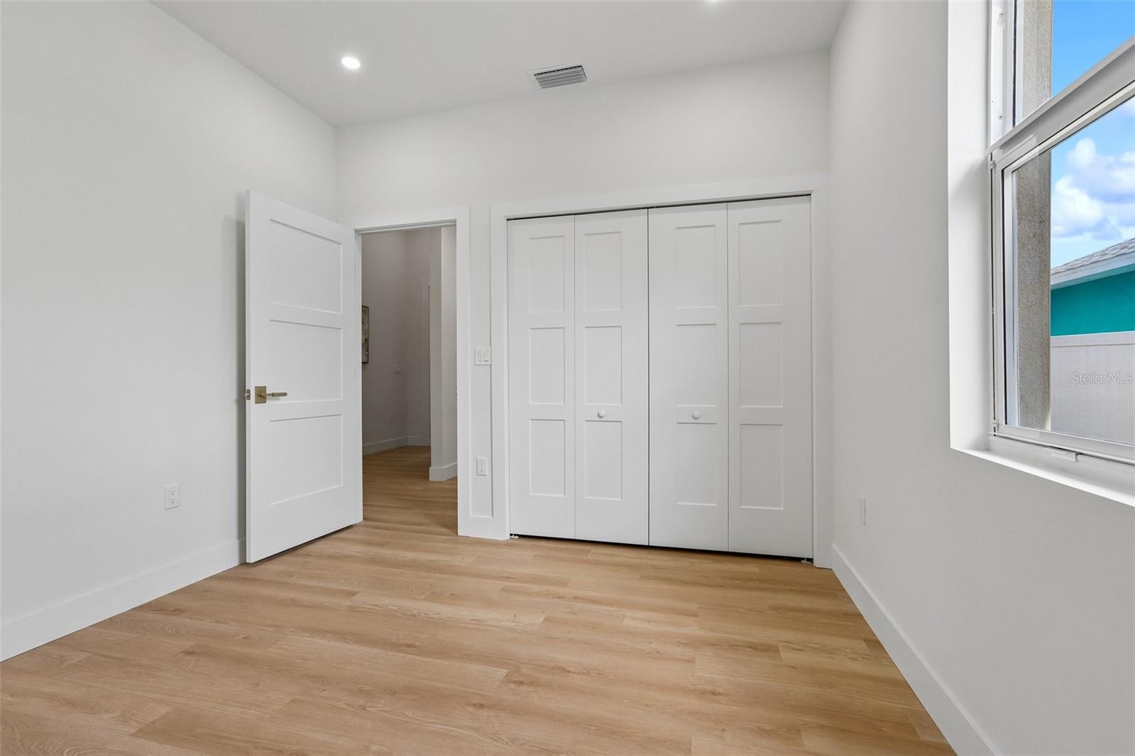 270 Diogenes St Property Photo 25