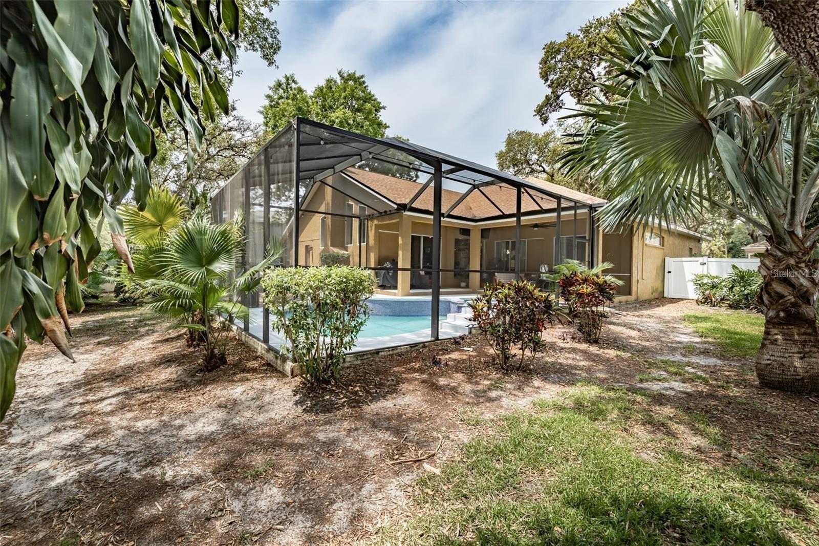 10131 Paddock Oaks Dr Property Photo 8