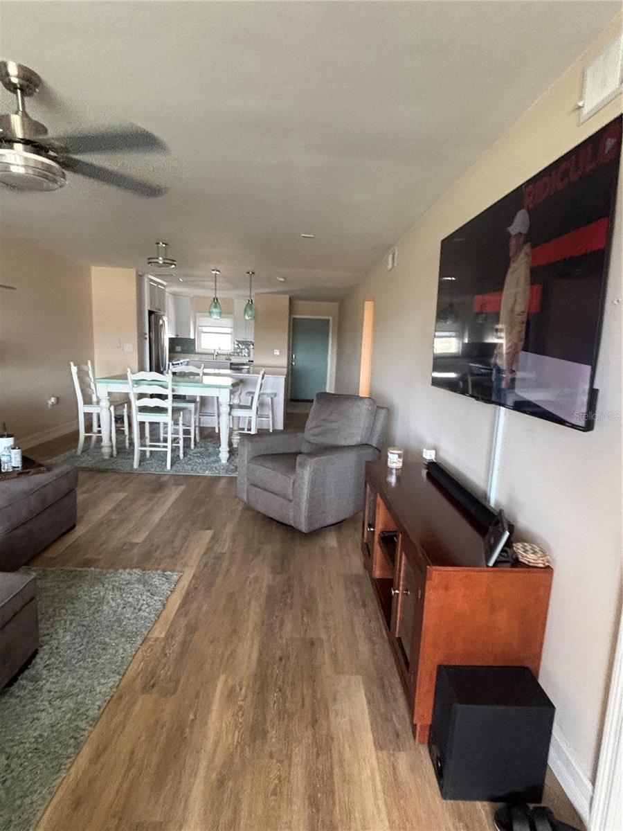 5555 Gulf Blvd #310 Property Photo 11