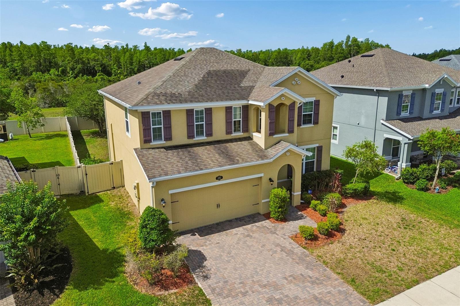 1192 Multiflora Loop Property Photo 2