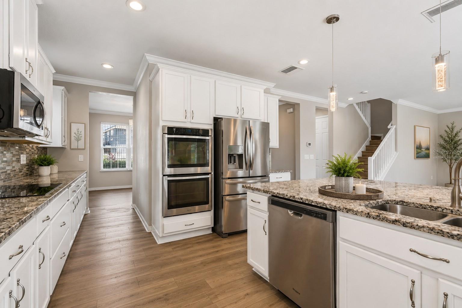 1192 Multiflora Loop Property Photo 10