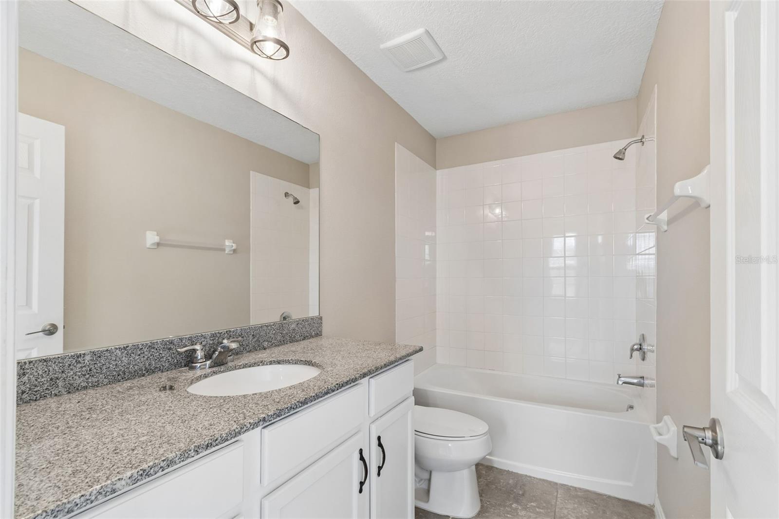 1192 Multiflora Loop Property Photo 27