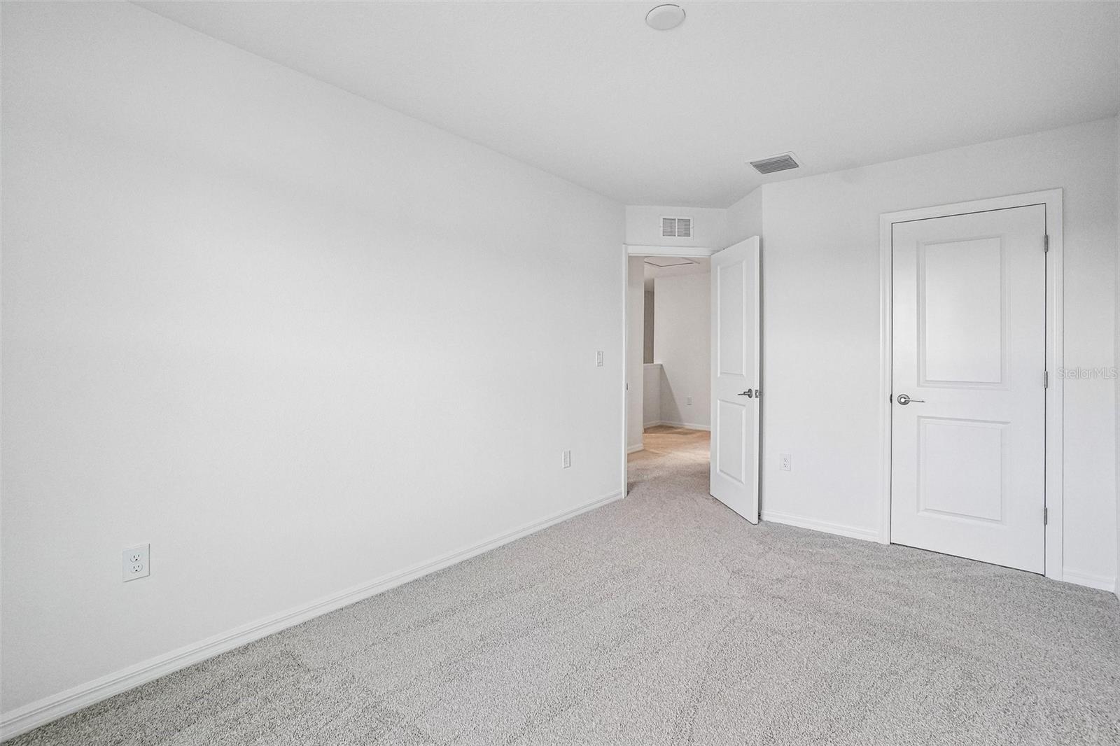 6868 Holcombe Down Dr Property Photo 25