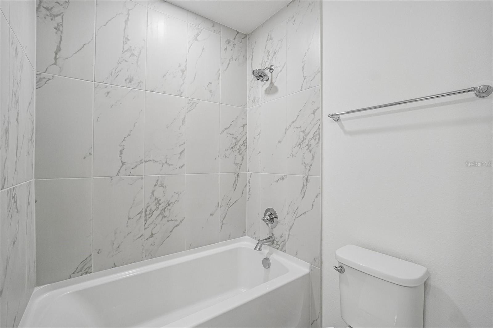 6868 Holcombe Down Dr Property Photo 27