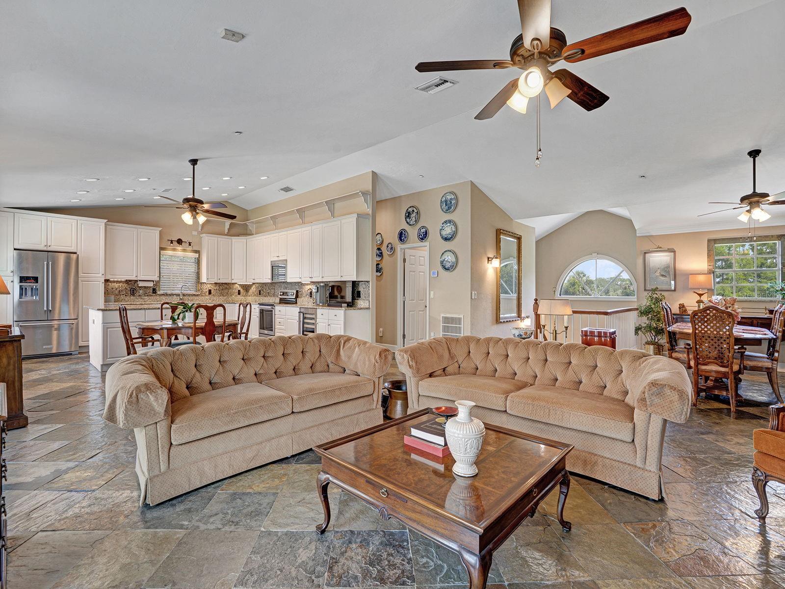 16270 Forest Mist Ct Property Photo 7