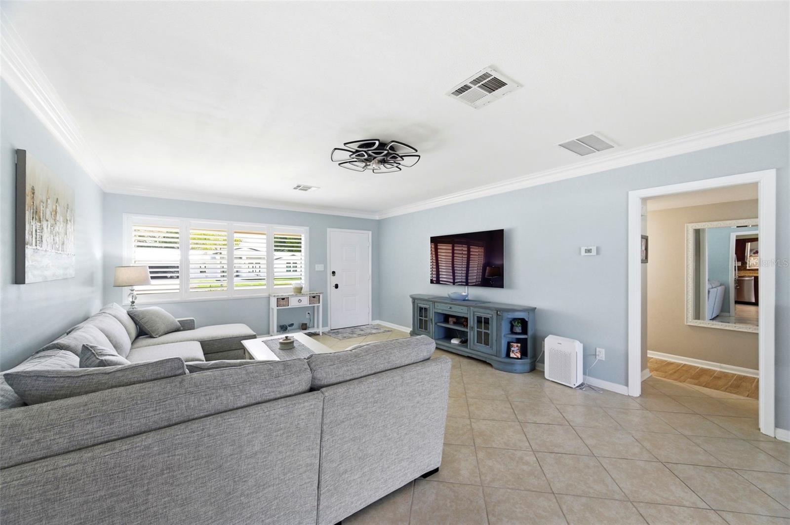 1727 Cypress Ave Property Photo 10