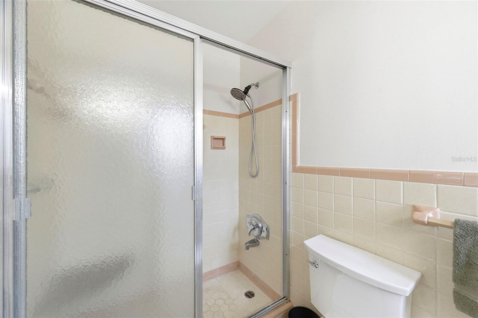 1727 Cypress Ave Property Photo 30