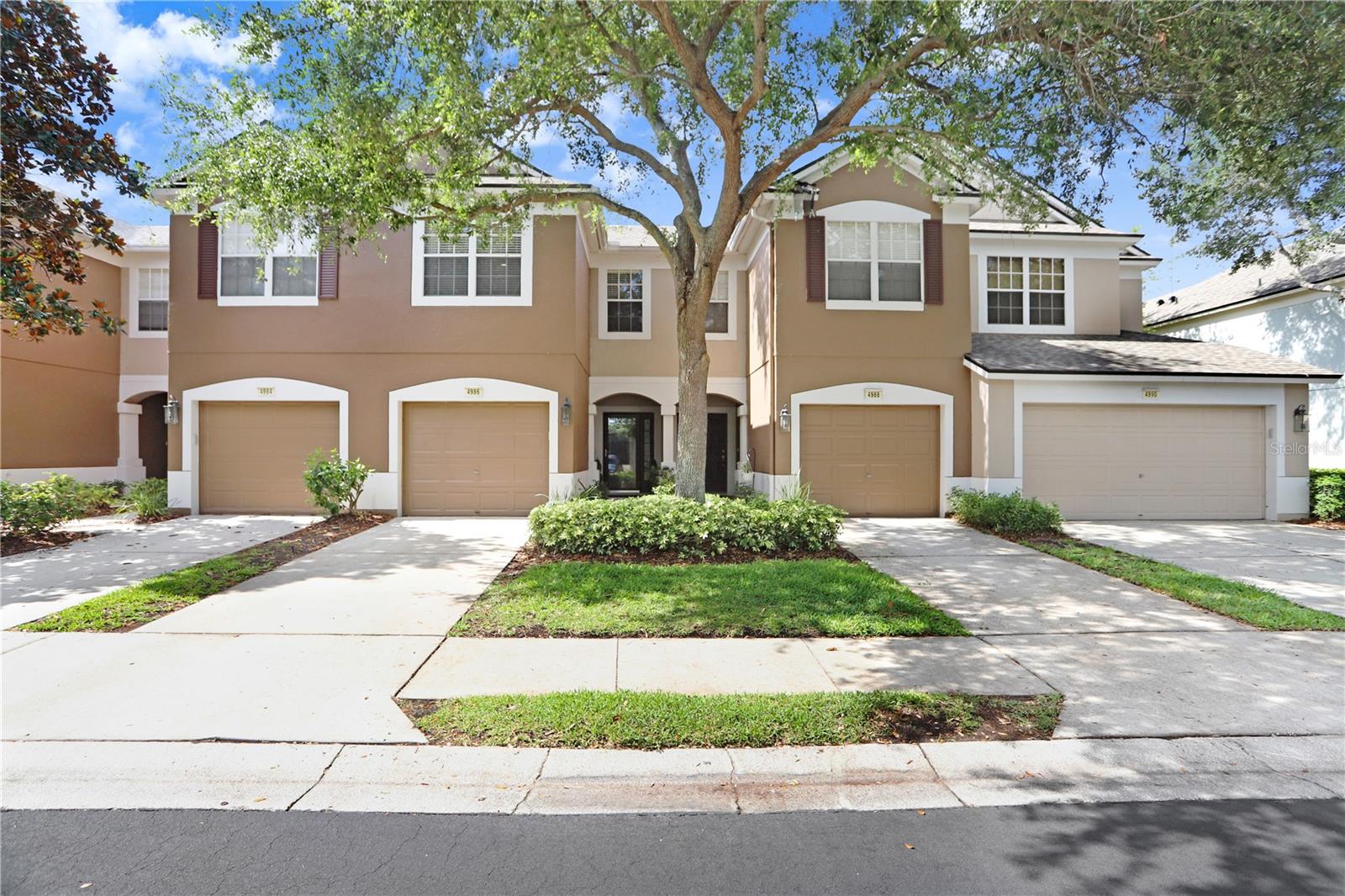 4986 Pond Ridge Dr Property Photo 2