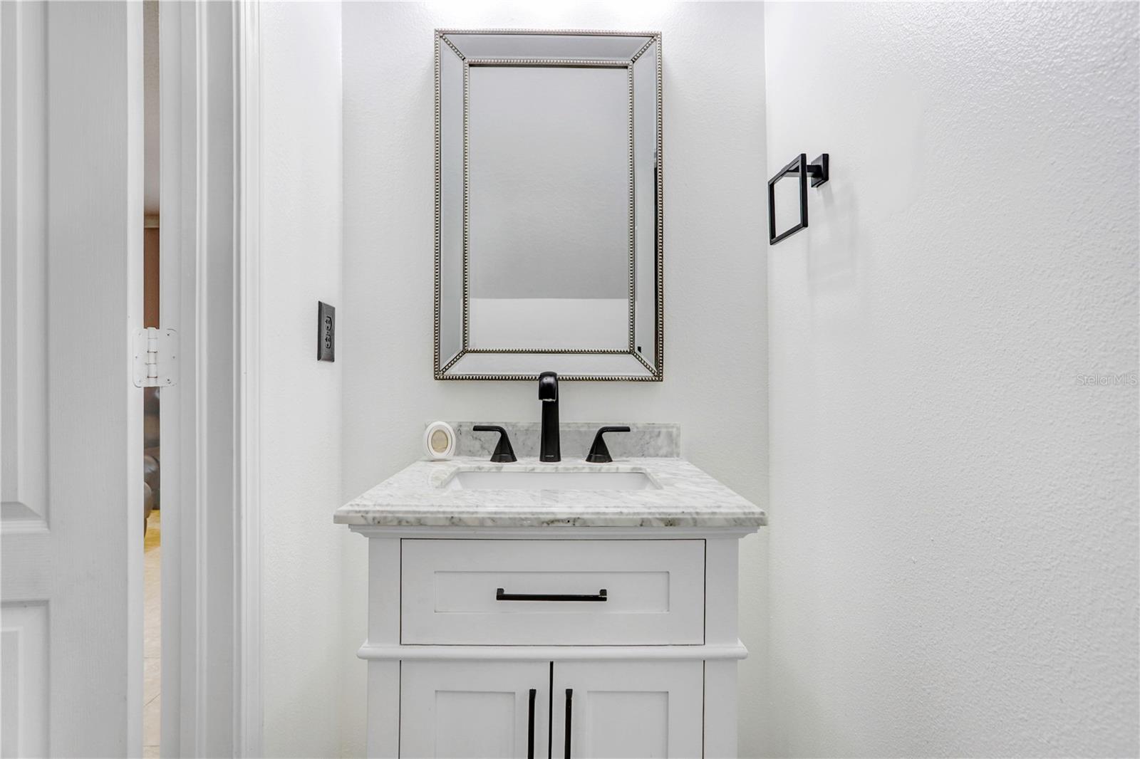 4986 Pond Ridge Dr Property Photo 10