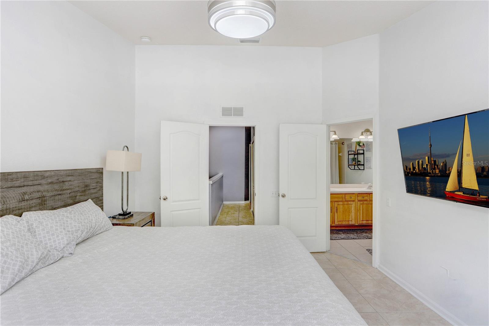 4986 Pond Ridge Dr Property Photo 14