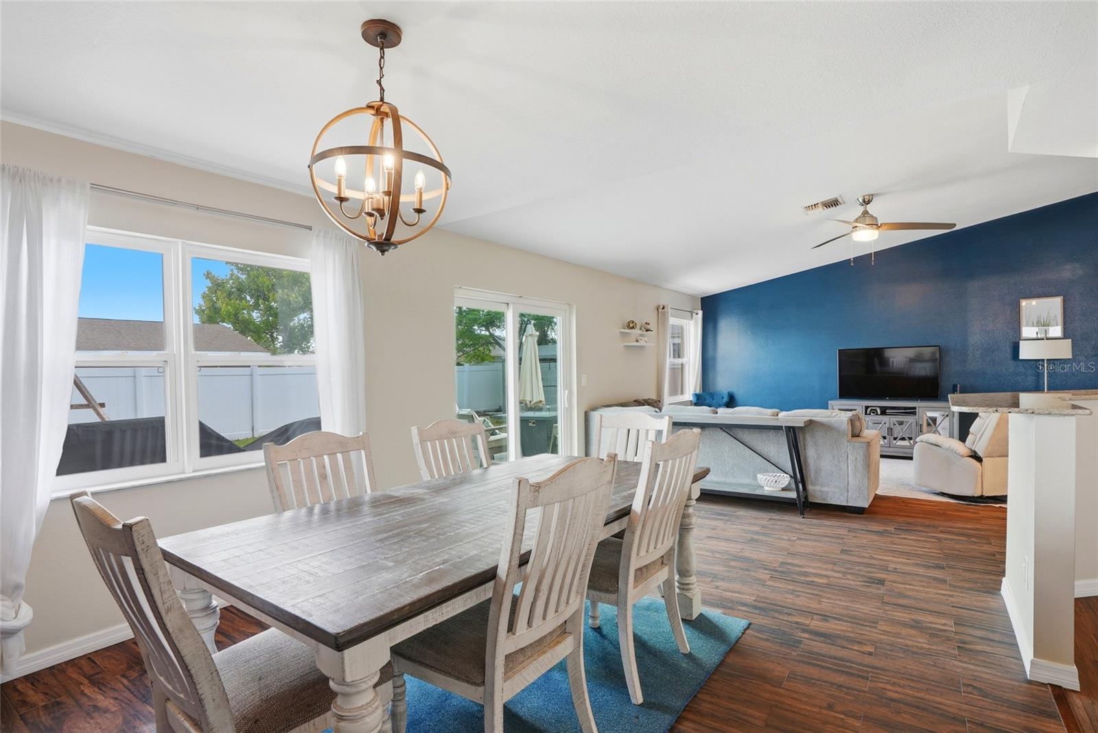 8405 Somerset Dr Property Photo 10