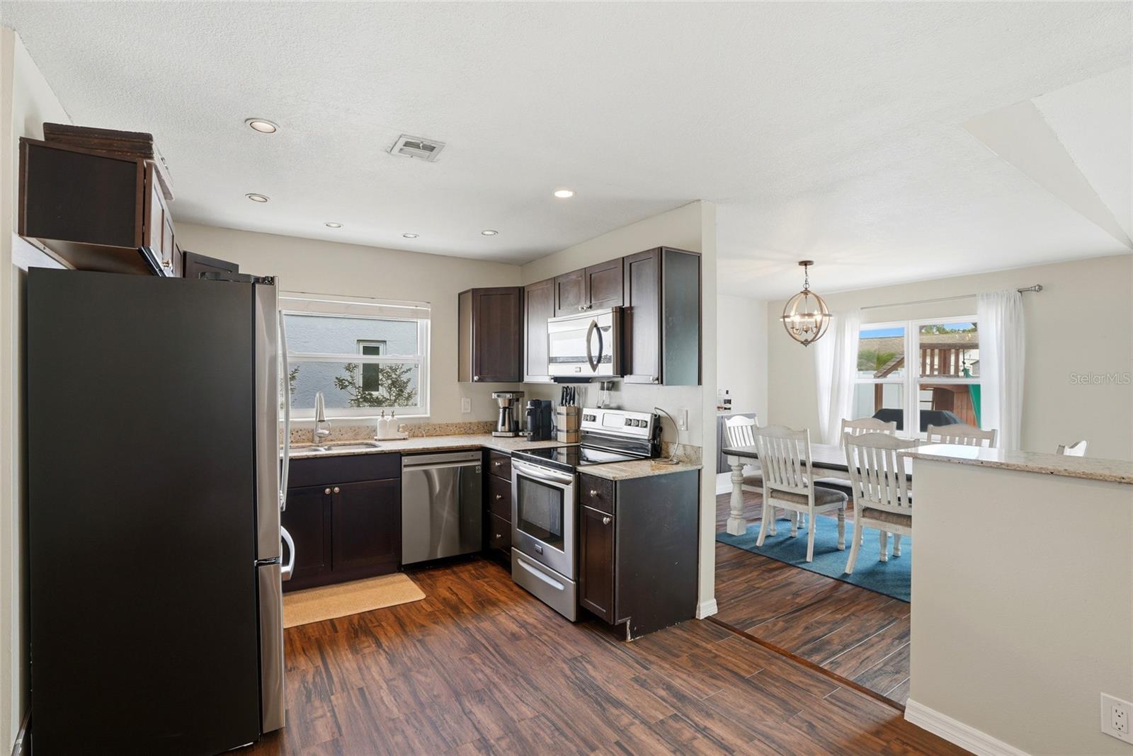 8405 Somerset Dr Property Photo 18