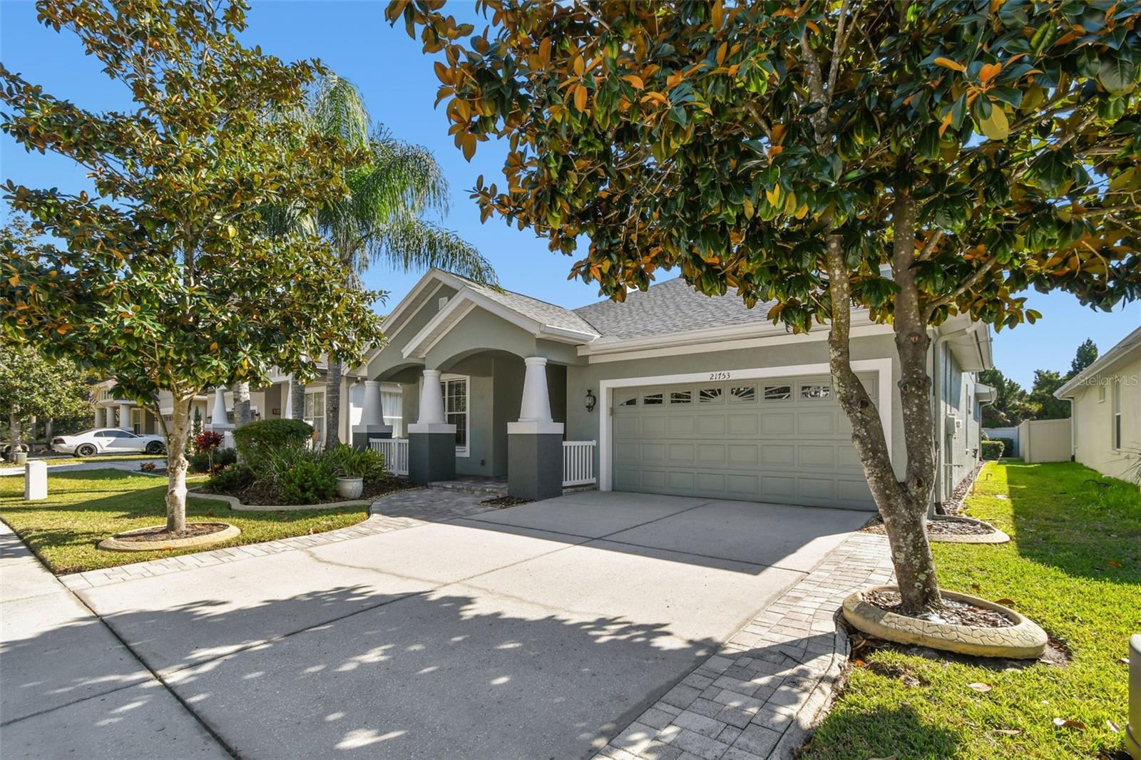 21753 Garden Walk Loop Property Photo 3
