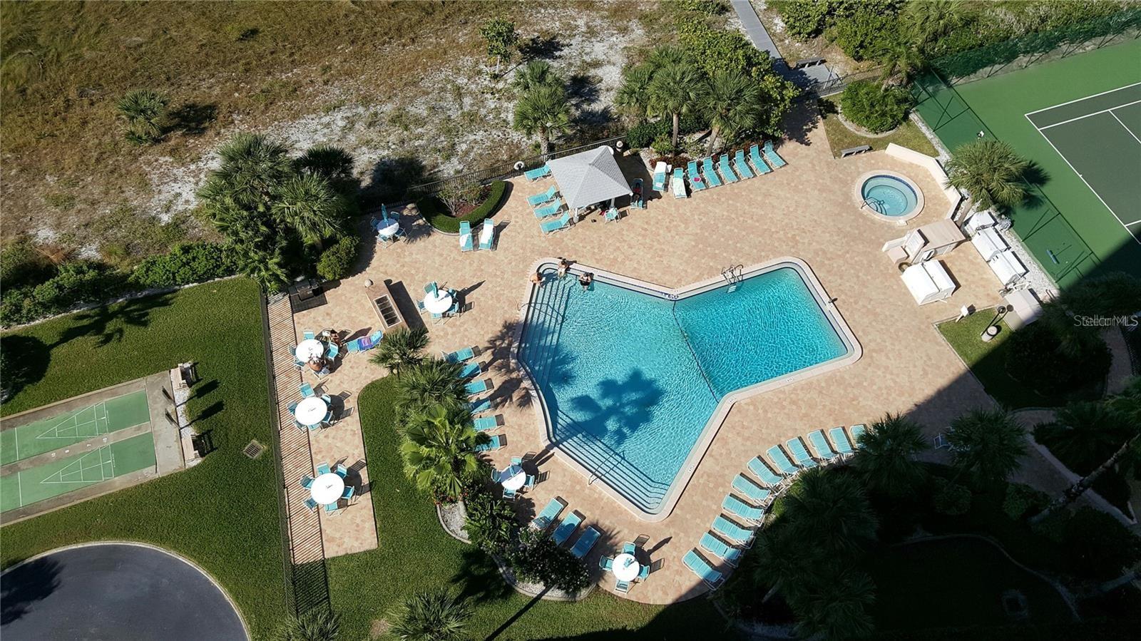 1230 Gulf Blvd #1601 Property Photo 6
