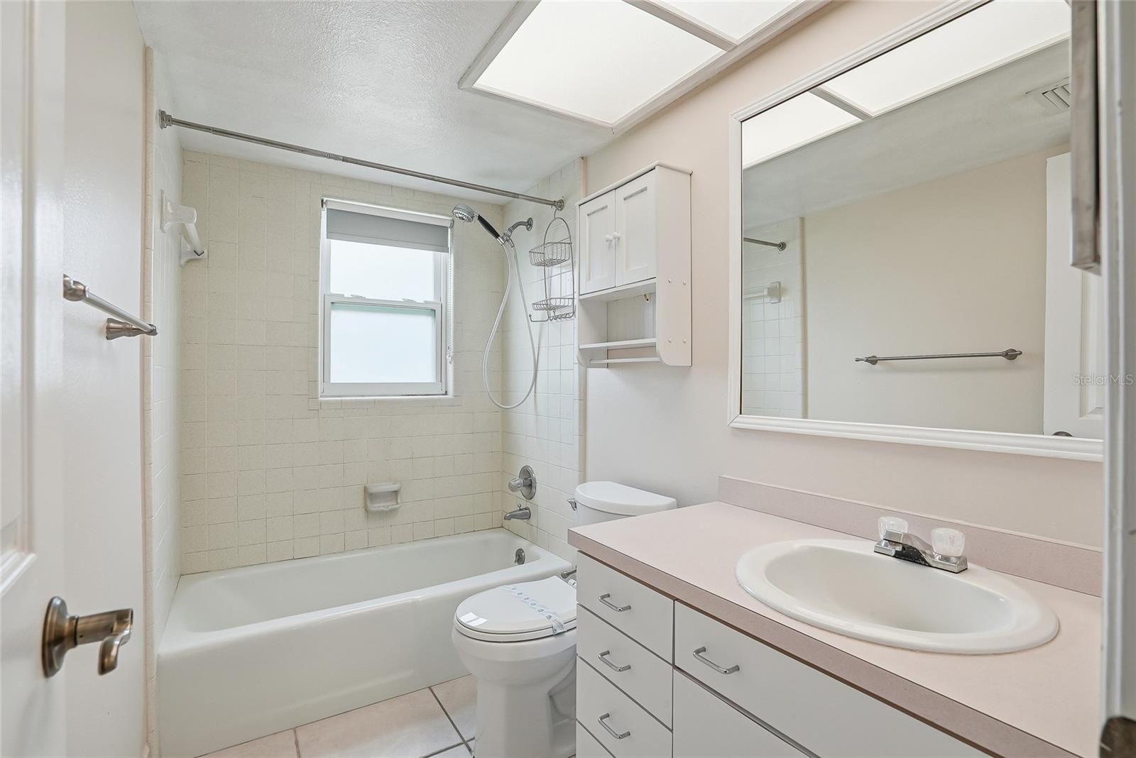 14161 Hetrick Cir N Property Photo 34