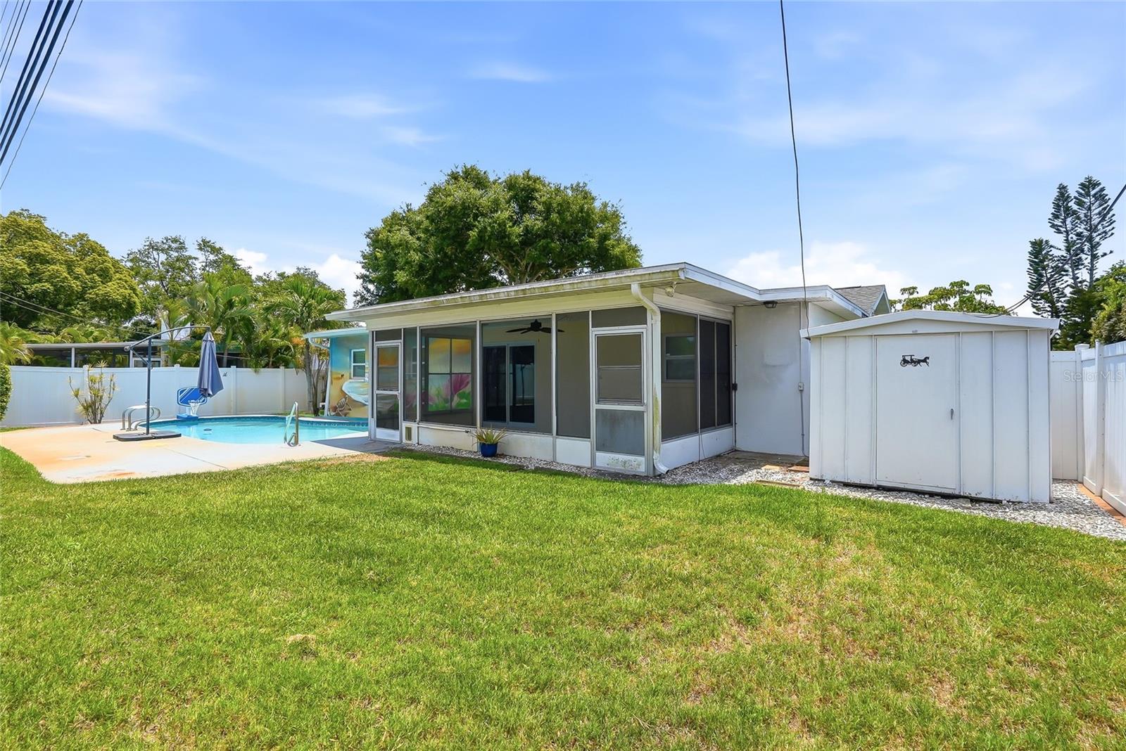 14161 Hetrick Cir N Property Photo 46