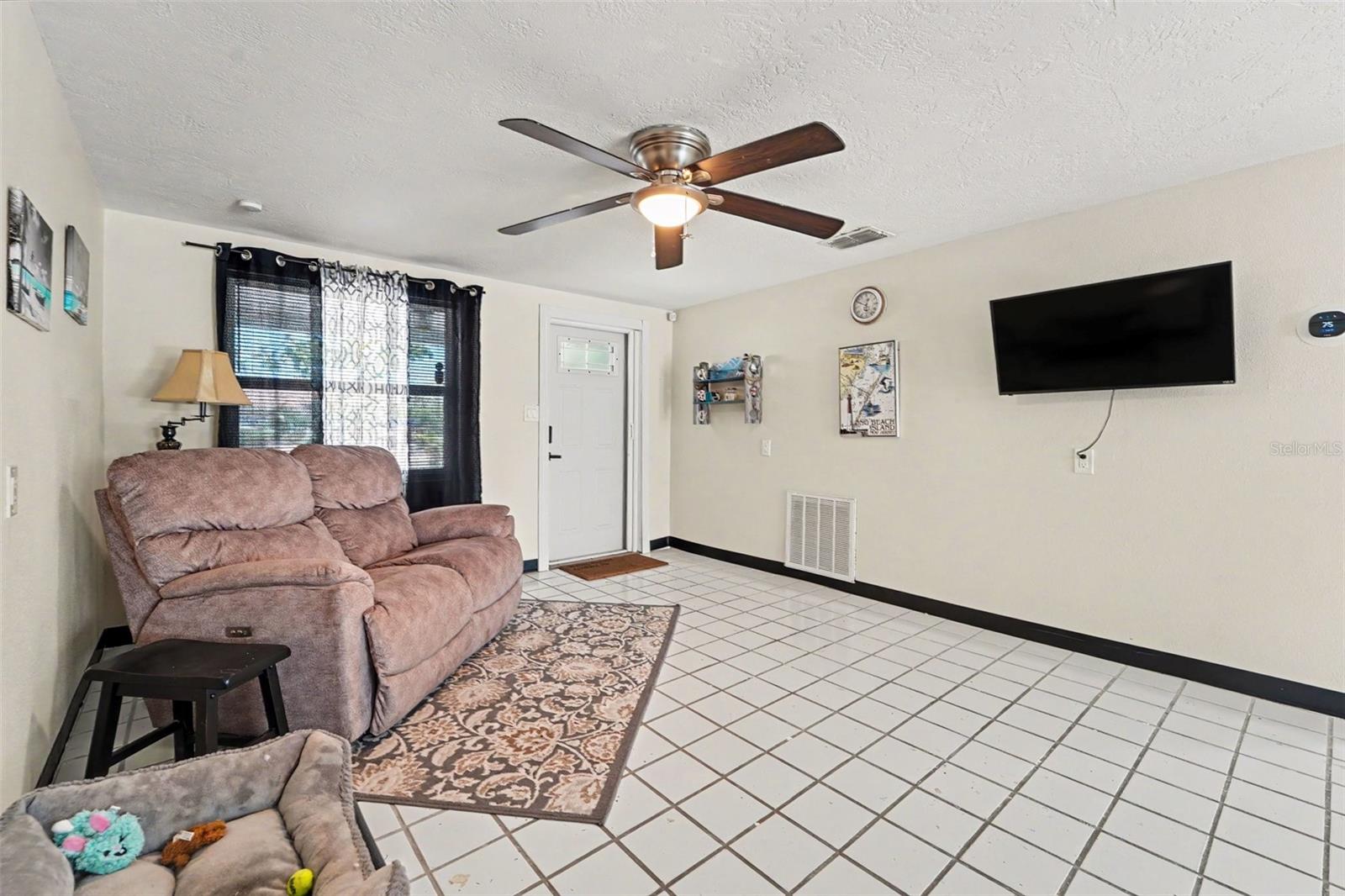 13714 Allyn Dr Property Photo 8