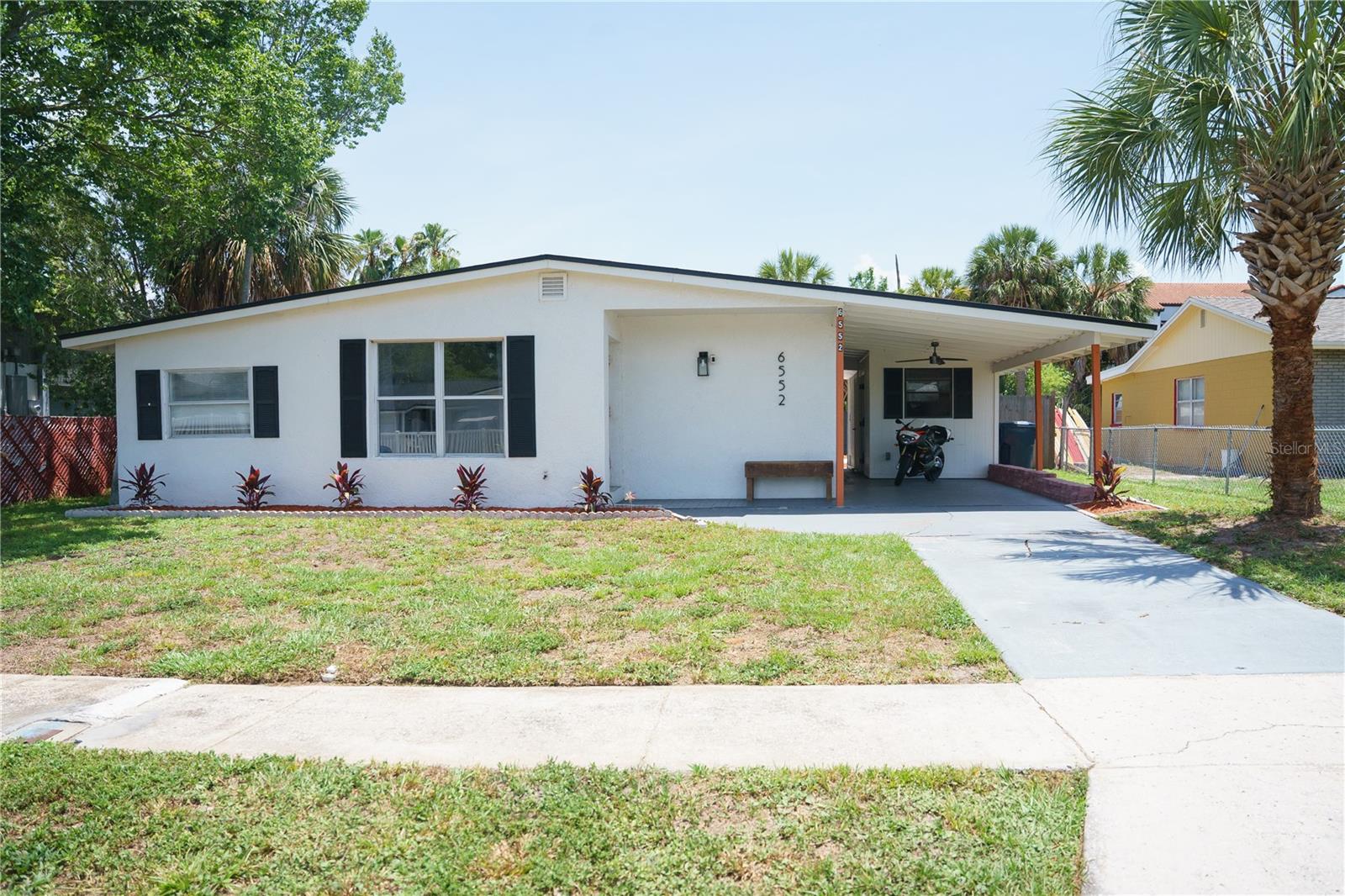 6552 S West Shore Cir Property Photo 1