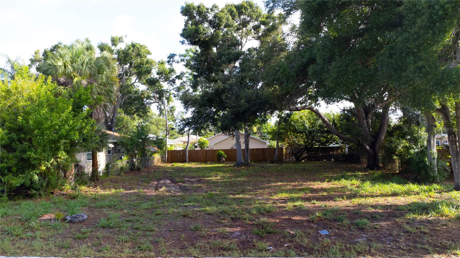 1310 Browning St Property Photo 1