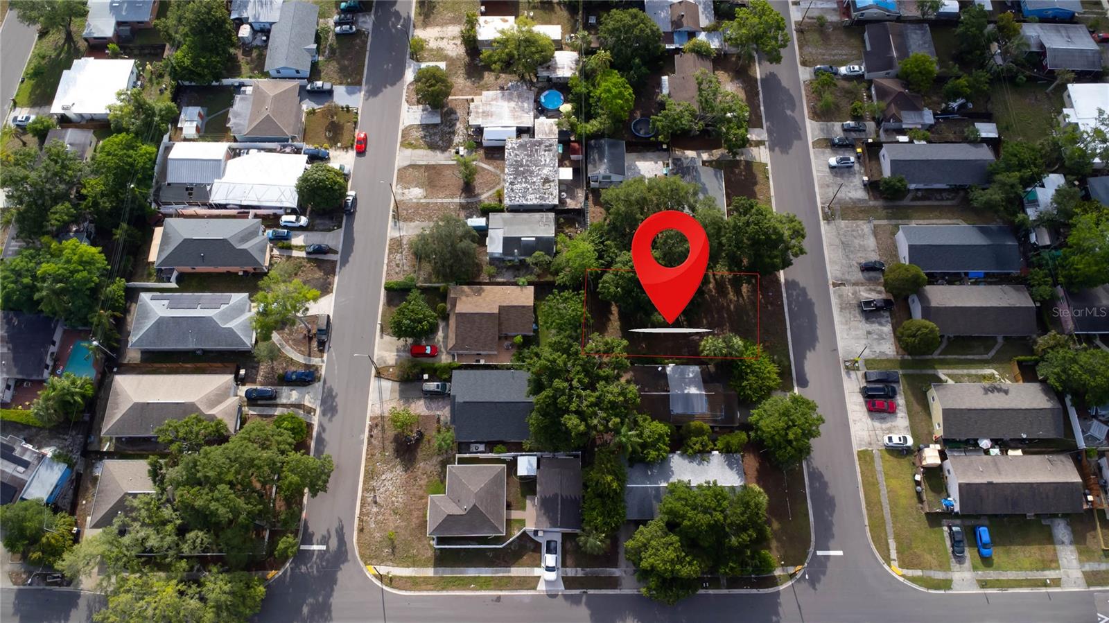 1310 Browning St Property Photo 4
