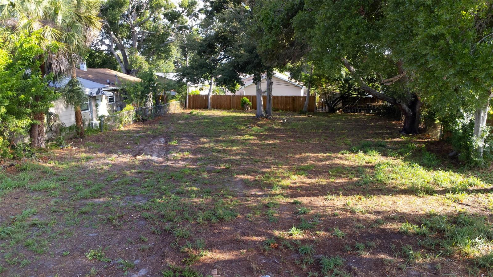 1310 Browning St Property Photo 11