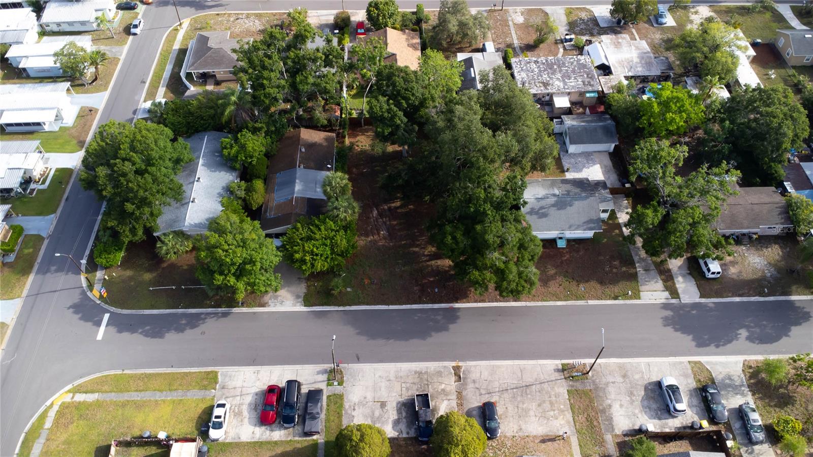 1310 Browning St Property Photo 12
