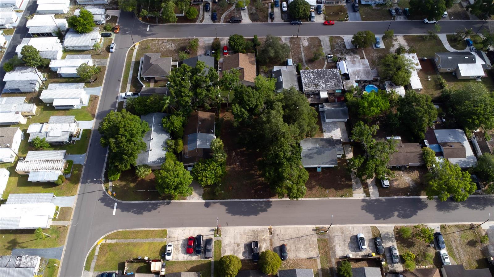 1310 Browning St Property Photo 14