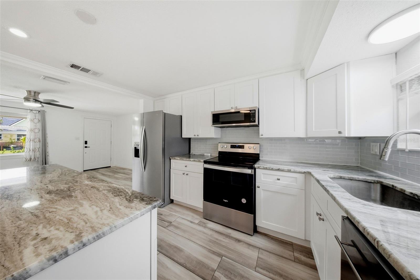 1565 Connecticut Ave Ne Property Photo 14