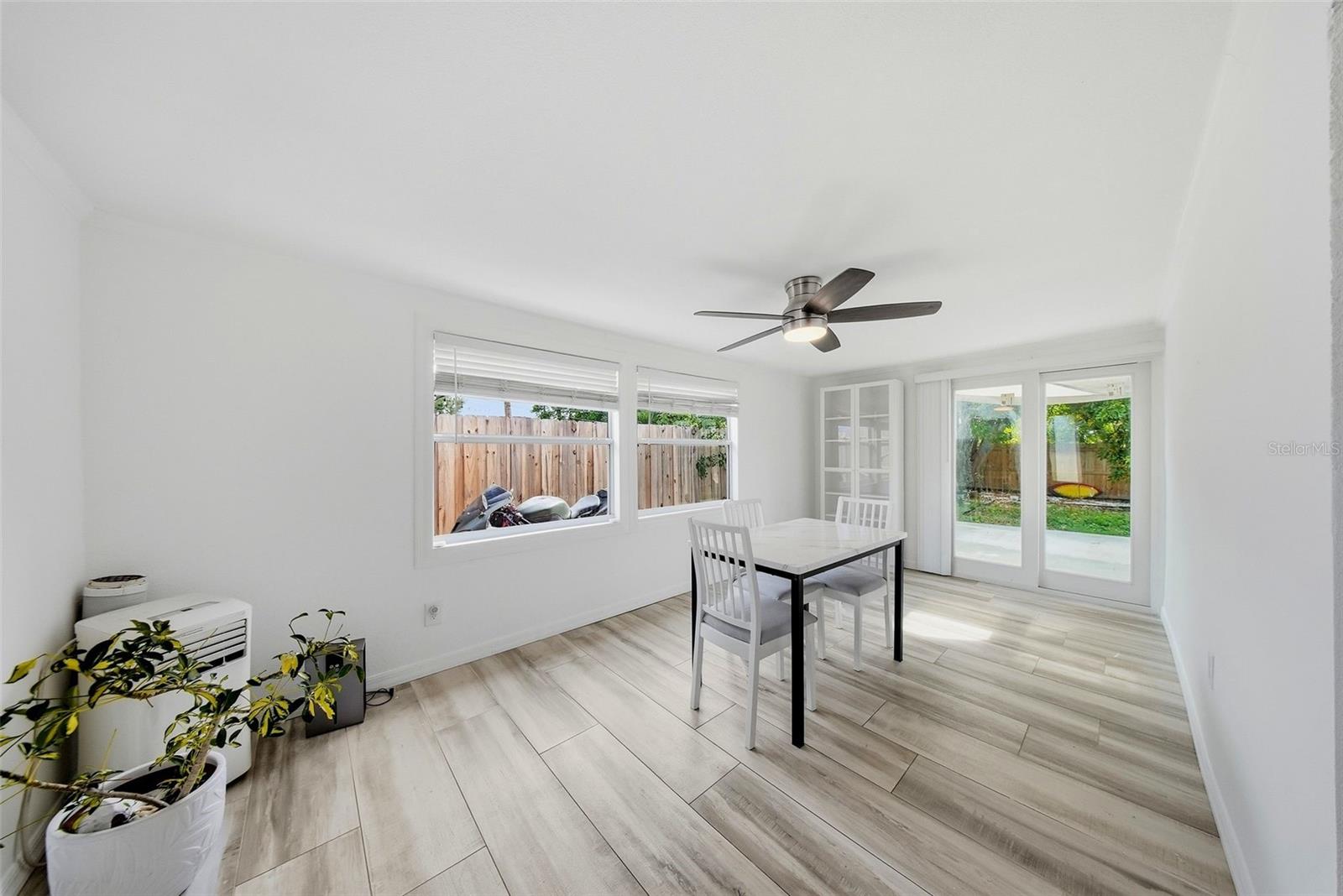 1565 Connecticut Ave Ne Property Photo 15