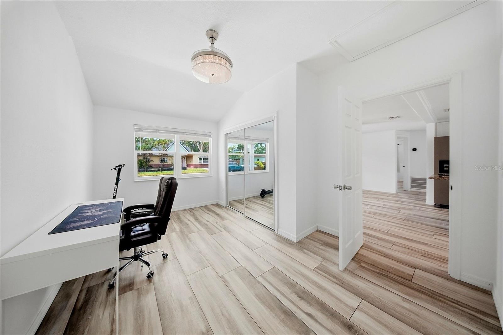 1565 Connecticut Ave Ne Property Photo 21
