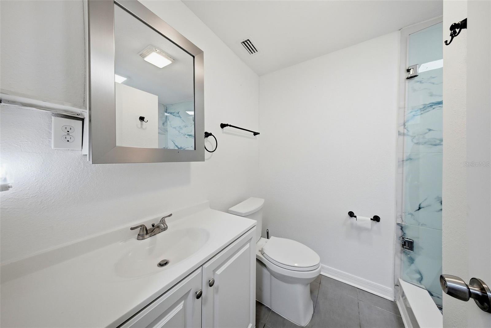 1565 Connecticut Ave Ne Property Photo 23