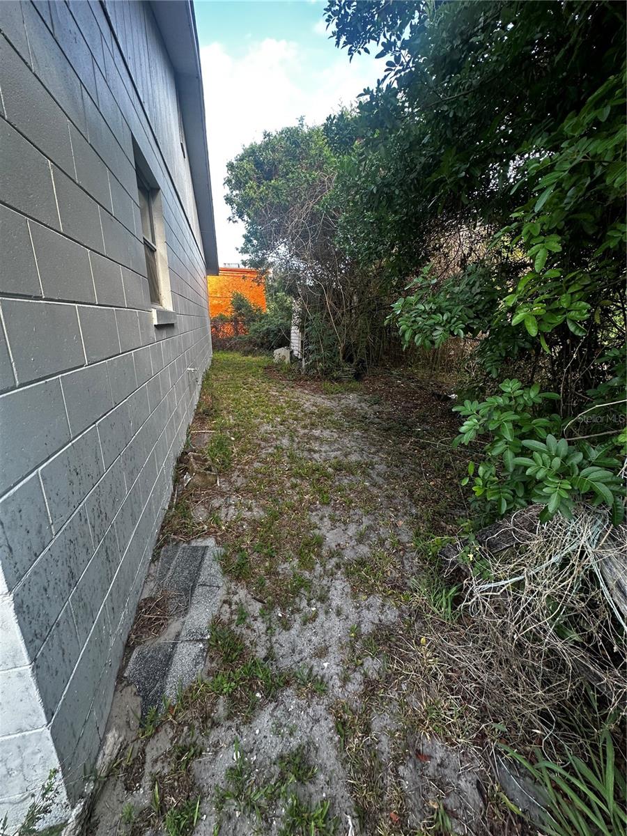 3350 E State Road 46 Property Photo 28