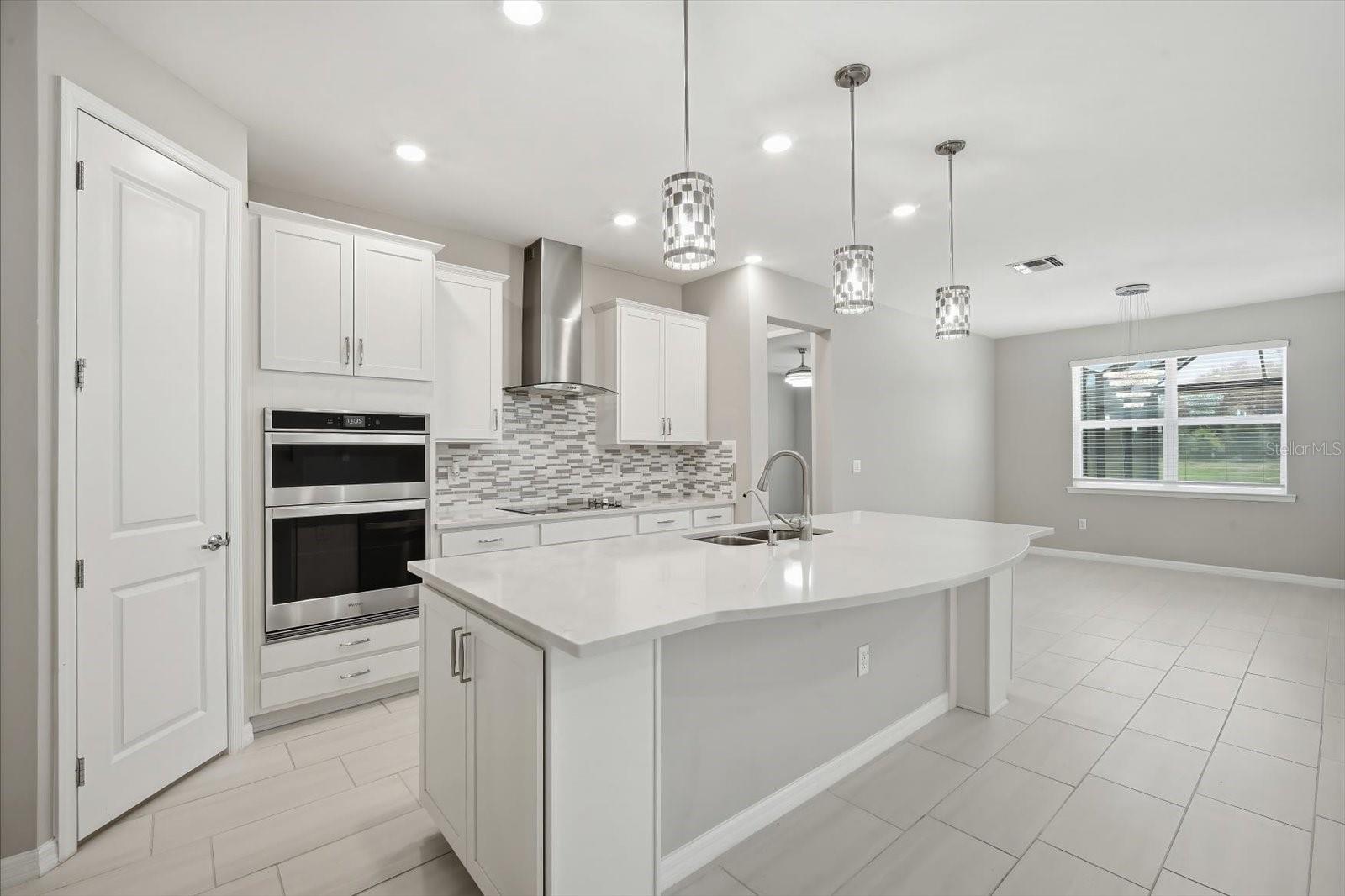 9107 Rally Spring Loop Property Photo 10