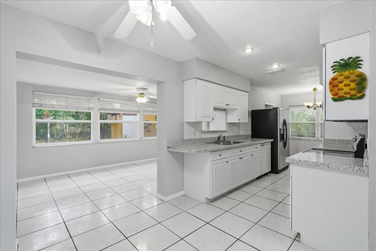 15005 Monet Dr Property Photo 6