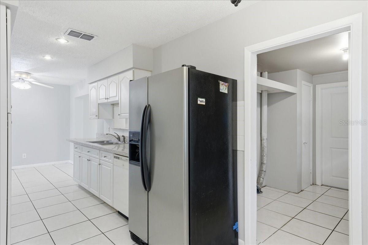15005 Monet Dr Property Photo 9