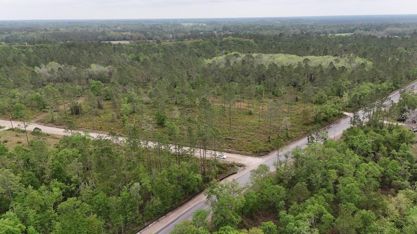 Se County Road 25a Property Photo 5