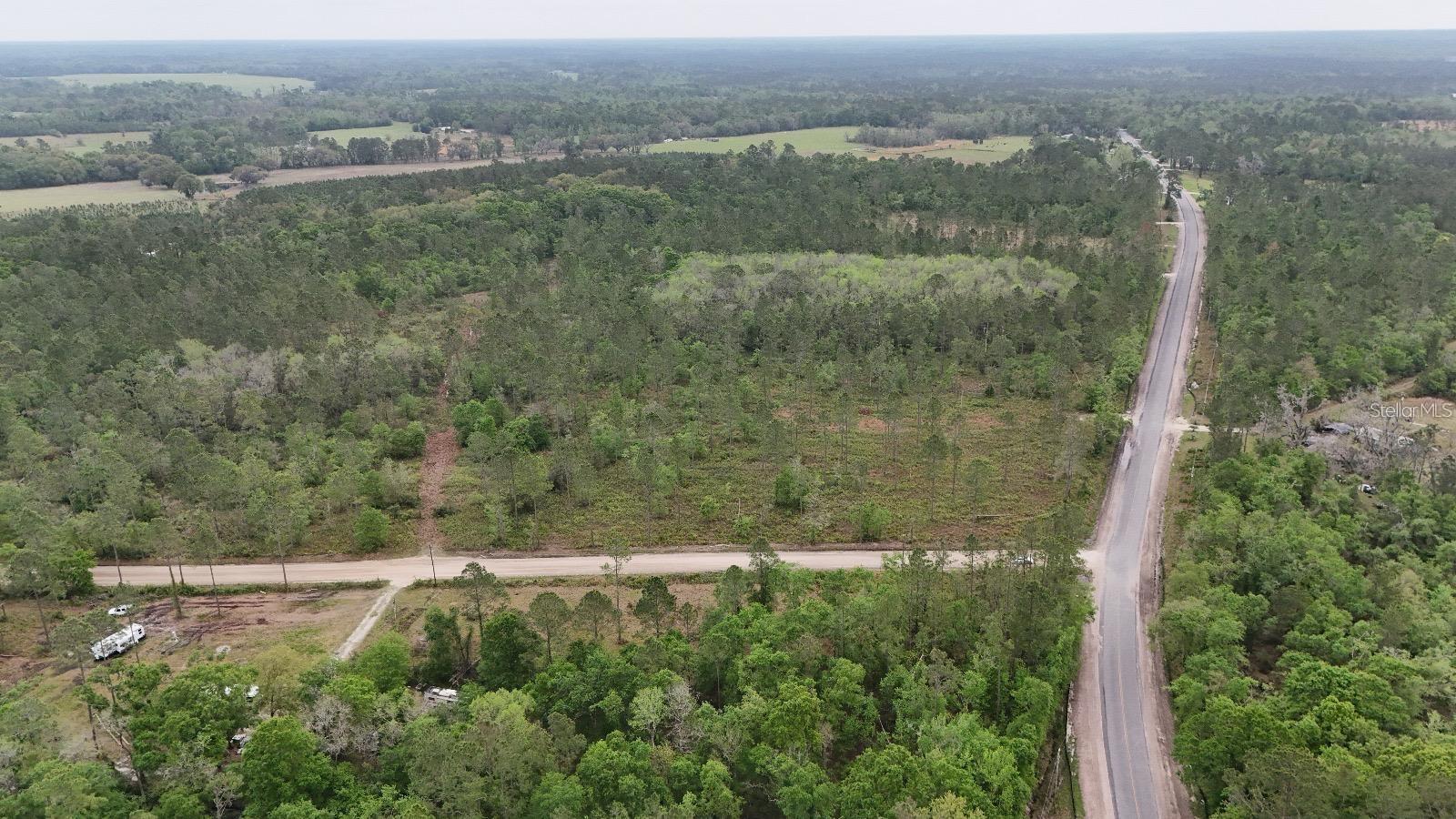 Se County Road 25a Property Photo 6